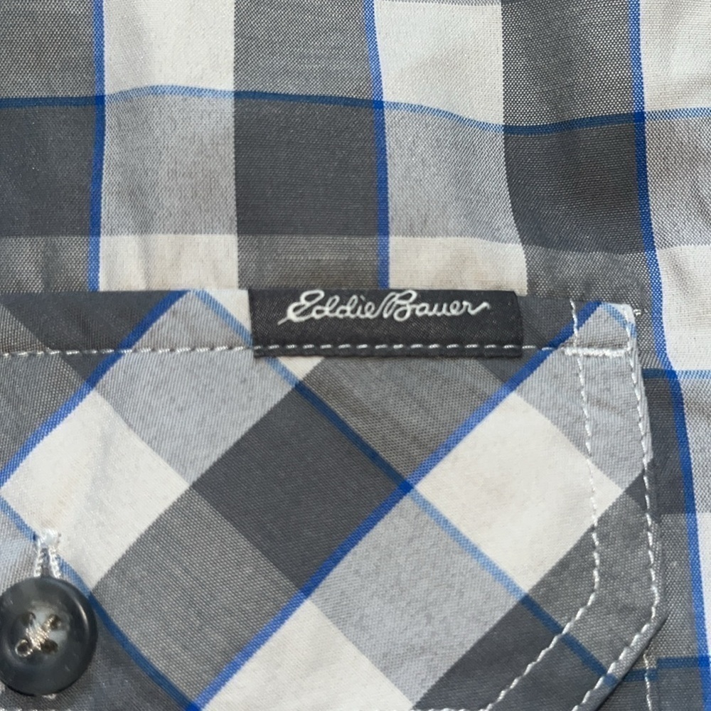 Eddie Bauer men’s checkered button down shirt size medium - Picture 5 of 8